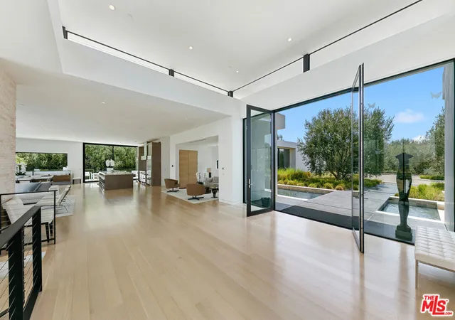 Photo 3 of Single family home for sale at 5963 Philip Ave, Malibu, CA 90265 | MLS# 26874985 | Listing updated on 2026-10-05