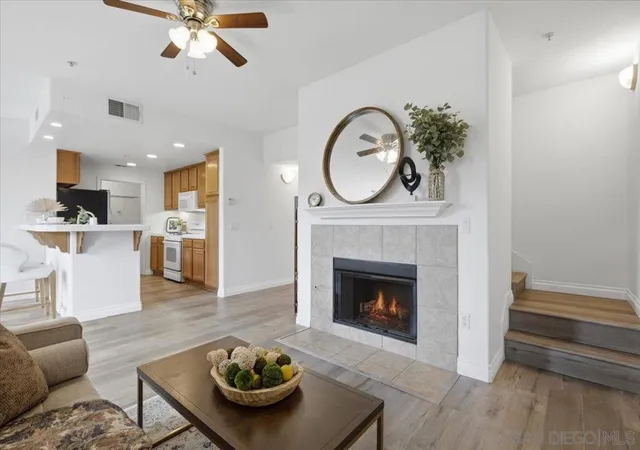 Townhouse for sale at 13051 Evening Creek Dr S #49, San Diego, CA 92128 | MLS# 260020588SD