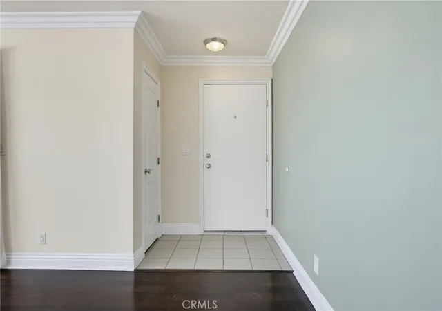 Photo 3 of Condo for sale at 1401 E 3rd Street #16, Long Beach, CA 90802 | MLS# SB26181394 | Listing updated on 2026-09-13