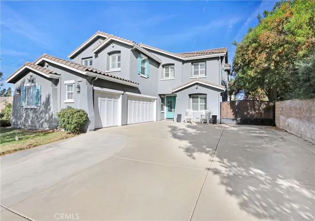 Photo 2 of Single family home for sale at 6926 Jasmine Ct, San Bernardino, CA 92407 | MLS# CV26180314 | Listing updated on 2026-09-13