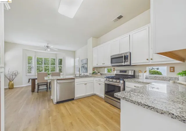 Photo 3 of Single family home for sale at 453 Tayberry, Brentwood, CA 94513 | MLS# 41145818 | Listing updated on 2026-10-10