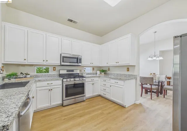 Photo 4 of Single family home for sale at 453 Tayberry, Brentwood, CA 94513 | MLS# 41145818 | Listing updated on 2026-10-10
