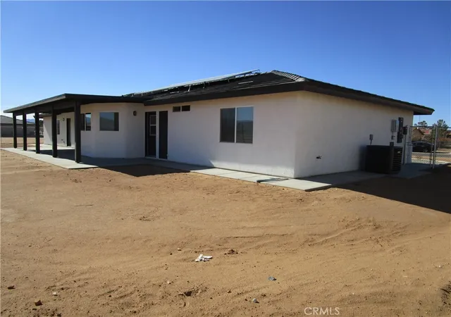 Photo 2 of Single family home for sale at 15029 Temecula, Apple Valley, CA 92307 | MLS# RS26183840 | Listing updated on 2026-09-12
