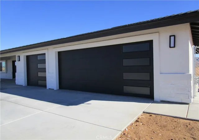 Photo 3 of Single family home for sale at 15029 Temecula, Apple Valley, CA 92307 | MLS# RS26183840 | Listing updated on 2026-09-12