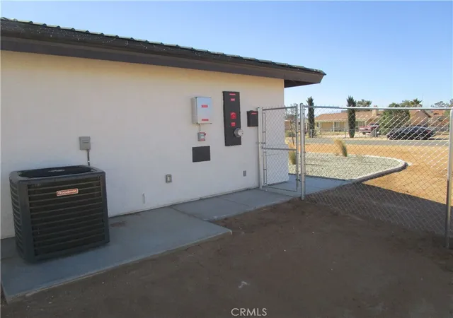 Photo 3 of Single family home for sale at 15029 Temecula, Apple Valley, CA 92307 | MLS# RS26183840 | Listing updated on 2026-09-12