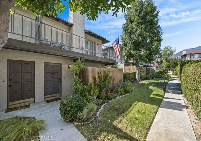 Listing Photo 4 - Condo for sale in building located at 541 Linwood Ave, Monrovia, CA 91016 - Unit #C