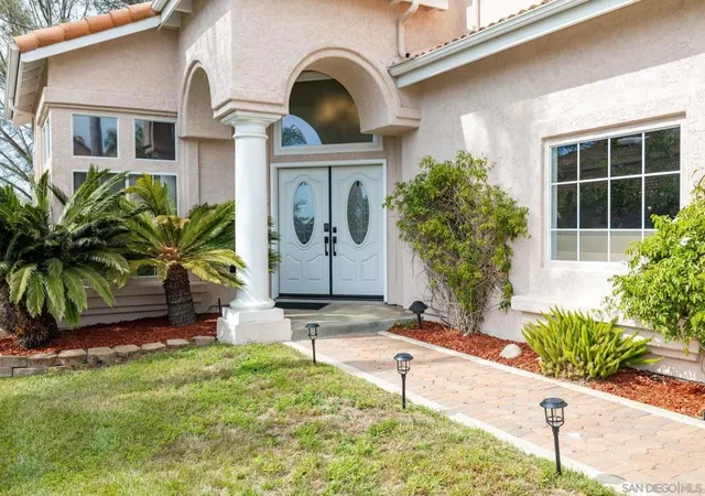 Photo 3 of Single family home for sale at 5151 Via Mindanao, Oceanside, CA 92057 | MLS# 260020607SD | Listing updated on 2026-10-02