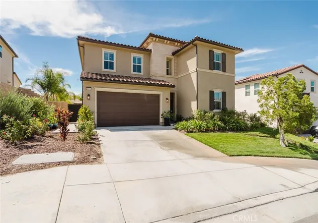 Photo 1 of Single family home for sale at 18930 Carranza Ln, Saugus, CA 91350 | MLS# BB26183545 | Listing updated on 2026-10-03