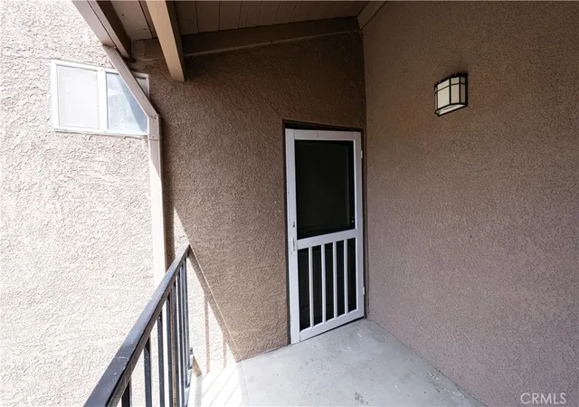 Listing Photo 1 - Condo for sale in building located at 2568 Avenida Del, Corona, CA 92886 - Unit #201