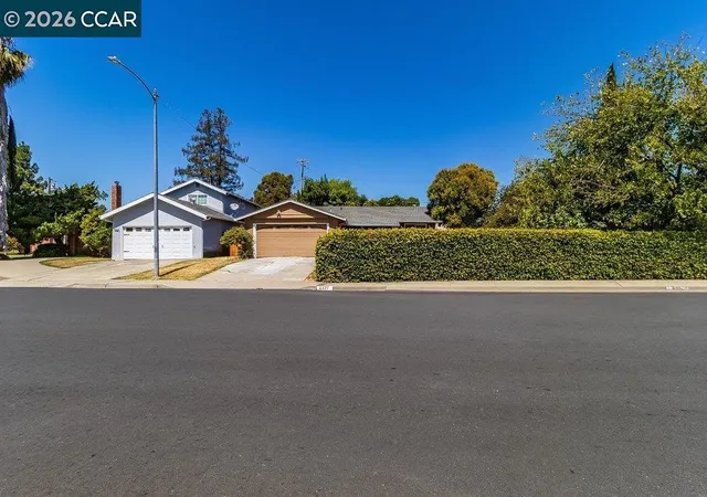 Photo 3 of Single family home for sale at 3337 Claudia Dr, Concord, CA 94519 | MLS# 41145832 | Listing updated on 2026-10-06