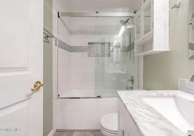 Photo 2 of Condo for sale at 1043 Waltham Rd #E, Simi Valley, CA 93065 | MLS# 226004021 | Listing updated on 2026-10-08