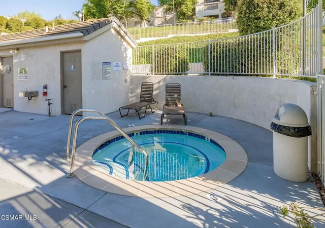 Photo 4 of Condo for sale at 1043 Waltham Rd #E, Simi Valley, CA 93065 | MLS# 226004021 | Listing updated on 2026-10-08