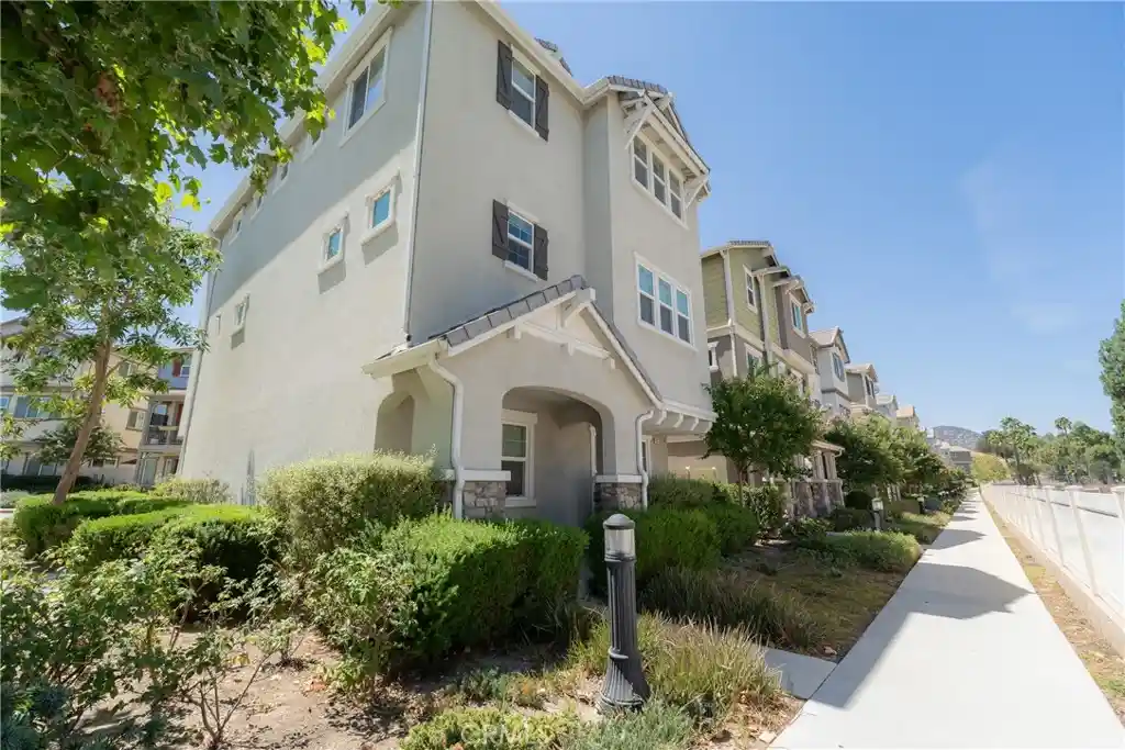 Single family home for sale at 9110 Foster, Chatsworth, CA 91311 | MLS# SR26183491