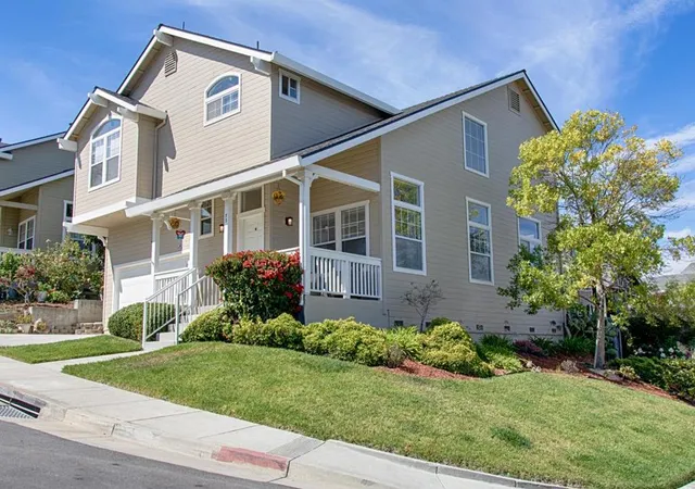 Photo 2 of Single family home for sale at 73 Firethorne Wy, Watsonville, CA 95076 | MLS# ML82058608 | Listing updated on 2026-10-12