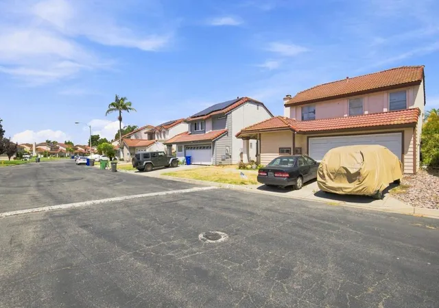 Photo 2 of Sale Pending at 4524 Goldfinch, Oceanside, CA 92057 | MLS# 260020611SD | Listing updated on 2026-09-16