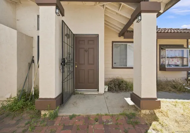 Photo 3 of Sale Pending at 4524 Goldfinch, Oceanside, CA 92057 | MLS# 260020611SD | Listing updated on 2026-09-16