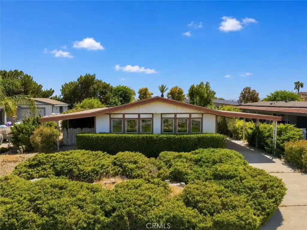 Photo 1 of Manufactured home for sale at 661 Roadrunner, Perris, CA 92570 | MLS# IV26182523 | Listing updated on 2026-10-21