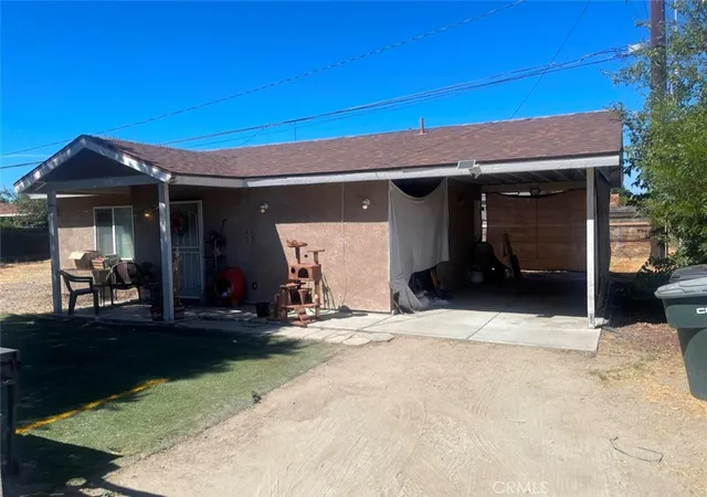 Photo 1 of Single family home for sale at 588 S Rosario Ave, San Jacinto, CA 92583 | MLS# PW26183960 | Listing updated on 2026-10-01