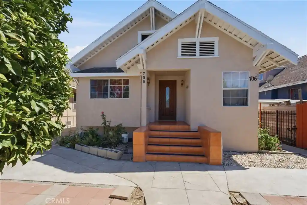 Multi family home for sale at 706 W 42Nd, Los Angeles, CA 90037 | MLS# DW26183941