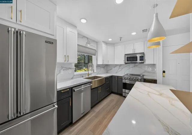 Photo 2 of Sale Pending at 2578 Oak Road #215, Walnut Creek, CA 94597 | MLS# 41145846 | Listing updated on 2026-09-10