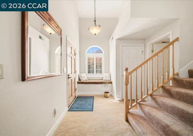 Photo 4 of Sale Pending at 465 S Clovercrest Ln, San Ramon, CA 94582 | MLS# 41145853 | Listing updated on 2026-09-23