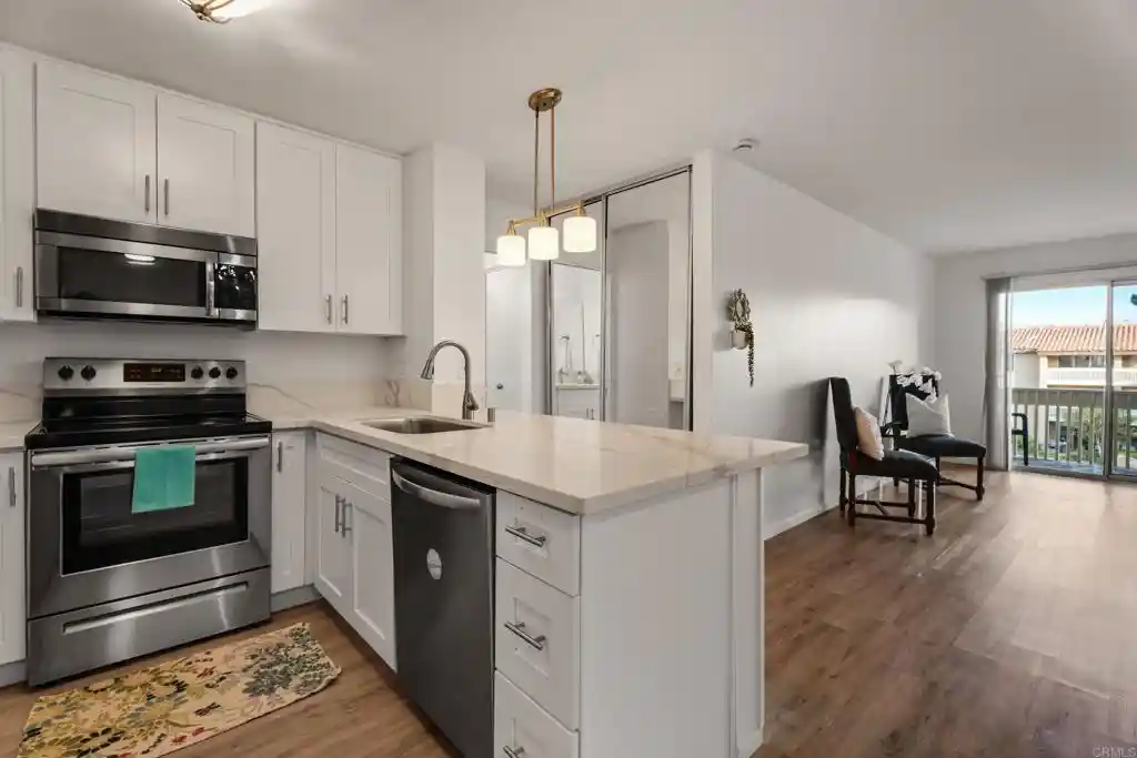 Listing Photo 1 - Condo for sale in 1801 Diamond St located at 1801 Diamond St, San Diego, CA 92109 - Unit #3-205