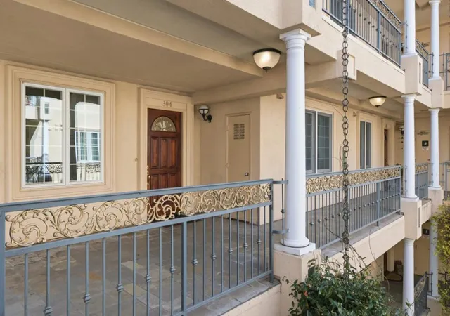 Listing Photo 3 - Condo for sale in building located at 153 N N San Mateo Dr, San Mateo, CA 94401 - Unit #304