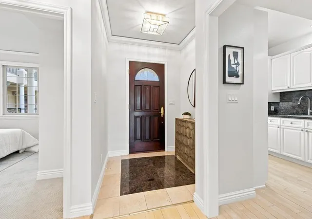 Listing Photo 5 - Condo for sale in building located at 153 N N San Mateo Dr, San Mateo, CA 94401 - Unit #304