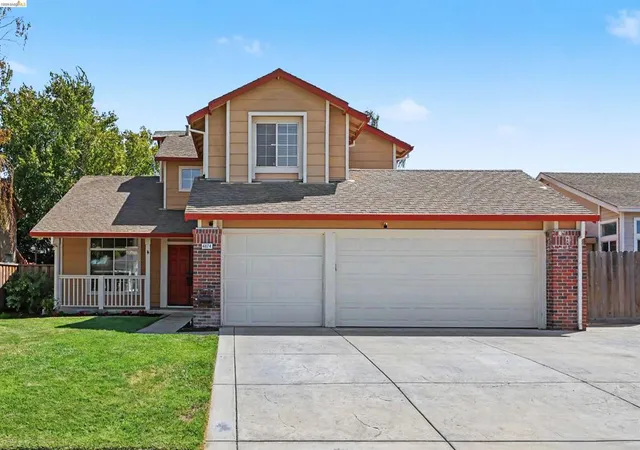 Photo 1 of Single family home for sale at 4674 La Vista Dr, Oakley, CA 94561 | MLS# 41145876 | Listing updated on 2026-10-08