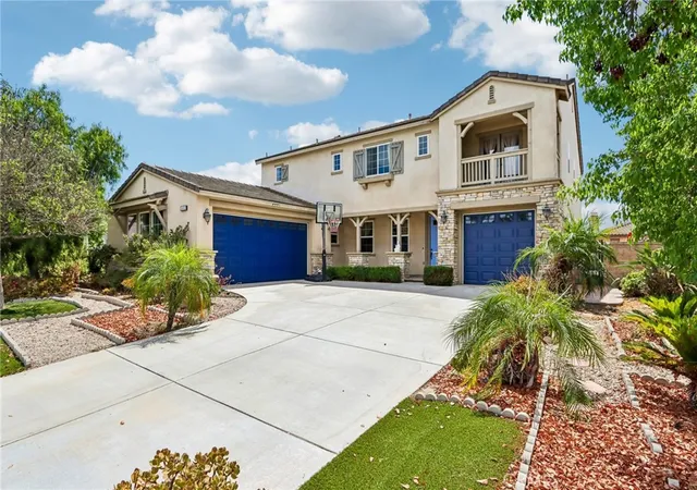 Photo 2 of Sale Pending at 14045 Silent Stream Ct, Eastvale, CA 92880 | MLS# OC26184201 | Listing updated on 2026-10-01