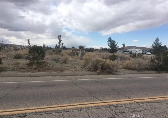 Photo 3 of Land for sale at 871 Calaveras, Pinon Hills, CA 92372 | MLS# SR26184228 | Listing updated on 2026-09-29