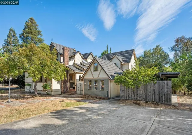 Photo 2 of Sale Pending at 3386 Cowell Rd, Concord, CA 94518 | MLS# 41145890 | Listing updated on 2026-10-03