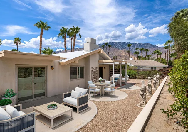 Photo 4 of Single family home for sale at 1350 E Gem Cir, Palm Springs, CA 92262 | MLS# 219151739PS | Listing updated on 2026-10-09