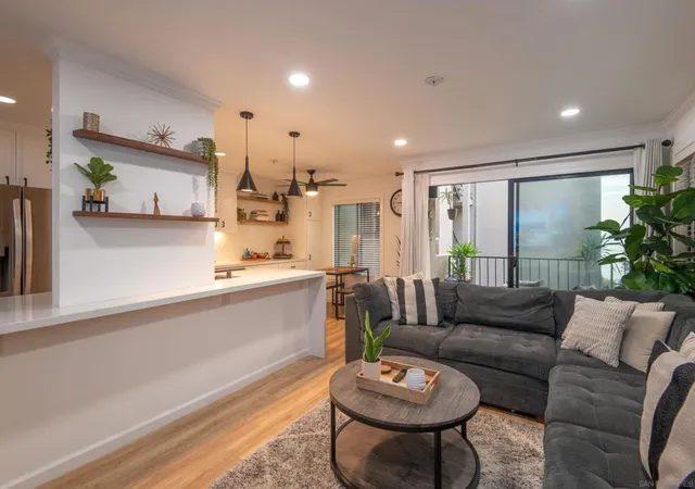 Photo 4 of Condo for sale at 1235 Parker Pl #2B, San Diego, CA 92109 | MLS# 260020652SD | Listing updated on 2026-10-08