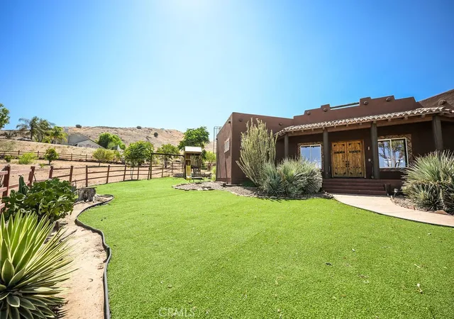 Photo 1 of Single family home for sale at 19217 Idaleona, Lake Mathews, CA 92570 | MLS# PW26183963 | Listing updated on 2026-10-06