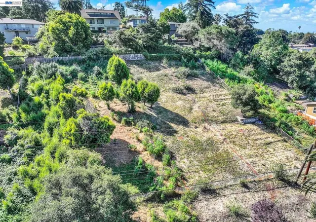 Photo 4 of Land for sale at 0 Courtland, Oakland, CA 94619 | MLS# 41145922 | Listing updated on 2026-09-13
