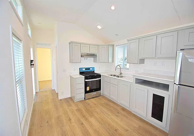 Photo 3 of Sale Pending at 708 H St #22, Chula Vista, CA 91910 | MLS# PTP2606436 | Listing updated on 2026-10-07