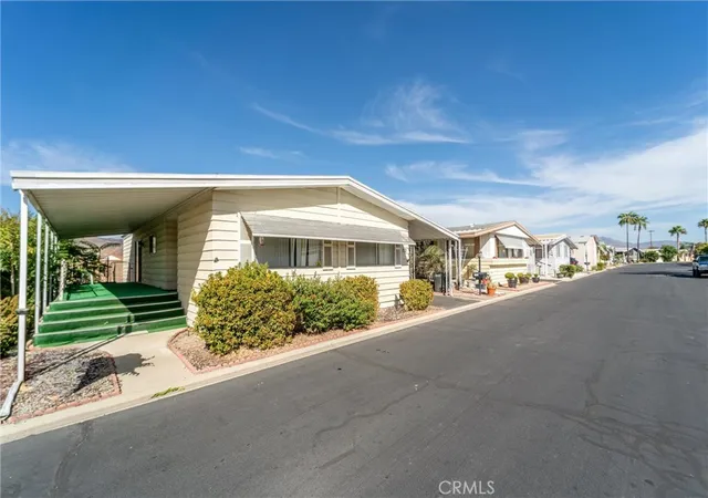 Photo 1 of Manufactured home for sale at 1499 Old Mountain Ave #152, San Jacinto, CA 92583 | MLS# SW26182771 | Listing updated on 2026-09-28