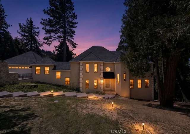 Photo 1 of Single family home for sale at 434 S Cumberland, Lake Arrowhead, CA 92352 | MLS# IG26183254 | Listing updated on 2026-10-30