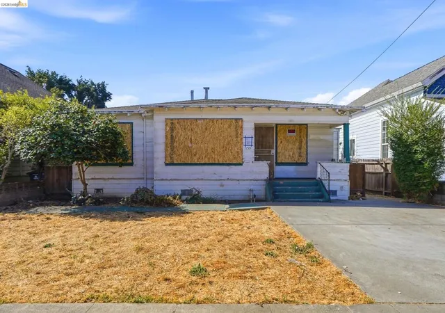 Photo 1 of Sale Pending at 1159 Louisiana St, Vallejo, CA 94590 | MLS# 41145934 | Listing updated on 2026-09-13
