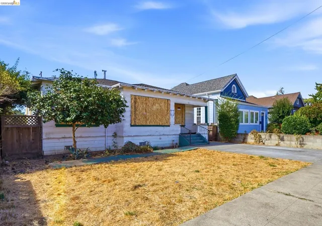 Photo 2 of Sale Pending at 1159 Louisiana St, Vallejo, CA 94590 | MLS# 41145934 | Listing updated on 2026-09-13