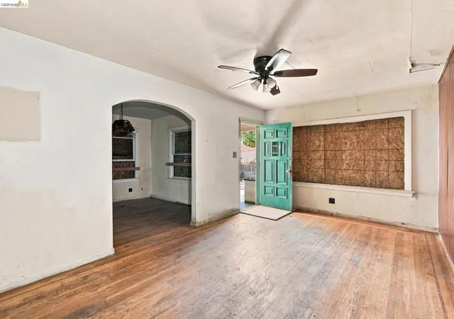 Photo 3 of Sale Pending at 1159 Louisiana St, Vallejo, CA 94590 | MLS# 41145934 | Listing updated on 2026-09-13