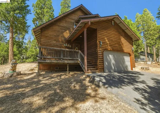 Single family home for sale at 20610 Muheli, Mi Wuk Village, CA 95346 | MLS# 41145940