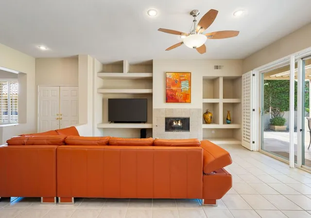 Photo 3 of Condo for sale at 285 Kavenish Dr, Rancho Mirage, CA 92270 | MLS# 219151767DA | Listing updated on 2026-10-04