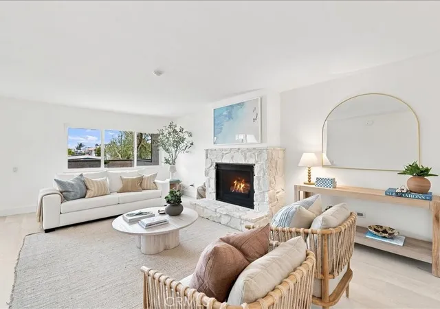 Photo 3 of Townhouse for sale at 2120 Dufour Ave #2, Redondo Beach, CA 90278 | MLS# SB26182761 | Listing updated on 2026-10-04