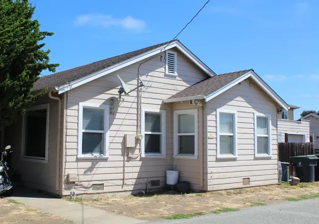 Photo 2 of Multi family home for sale at 40 Tharp Ave, Watsonville, CA 95076 | MLS# ML82058718 | Listing updated on 2026-09-19