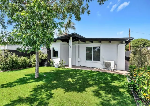 Photo 3 of Multi family home for sale at 916 918 Imperial Beach Blvd, Imperial Beach, CA 91932 | MLS# PTP2606443 | Listing updated on 2026-10-07
