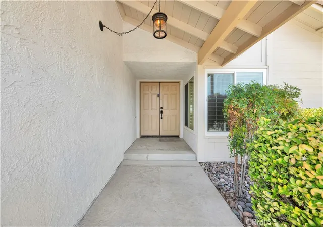 Photo 3 of Single family home for sale at 23240 Continental Dr, Canyon Lake, CA 92587 | MLS# IV26184765 | Listing updated on 2026-10-10