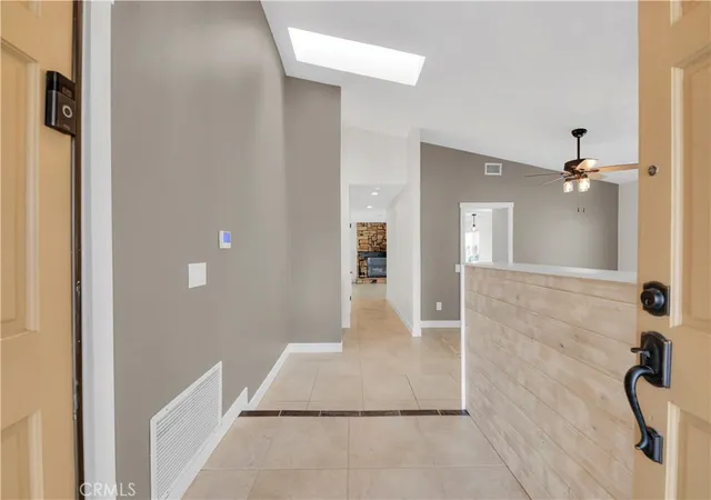 Photo 4 of Single family home for sale at 23240 Continental Dr, Canyon Lake, CA 92587 | MLS# IV26184765 | Listing updated on 2026-10-10