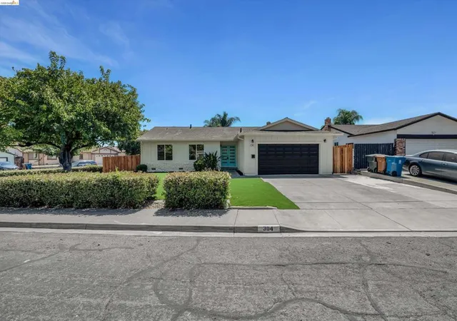 Photo 1 of Single family home for sale at 304 Huntington Dr, Antioch, CA 94509 | MLS# 41145952 | Listing updated on 2026-10-11